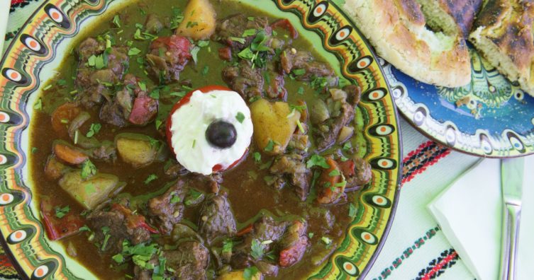 Una introducción a la comida y las tradiciones de Bulgaria